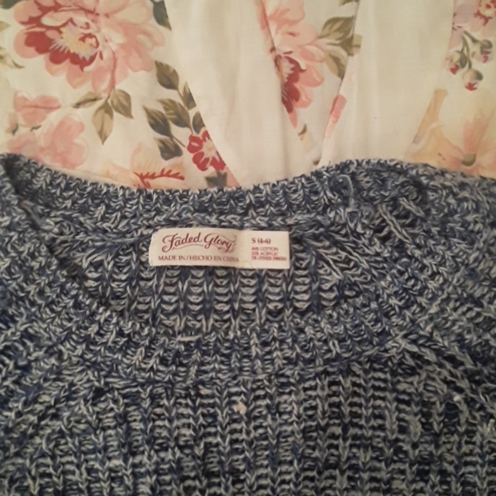 Sweater - Picture 3 of 5